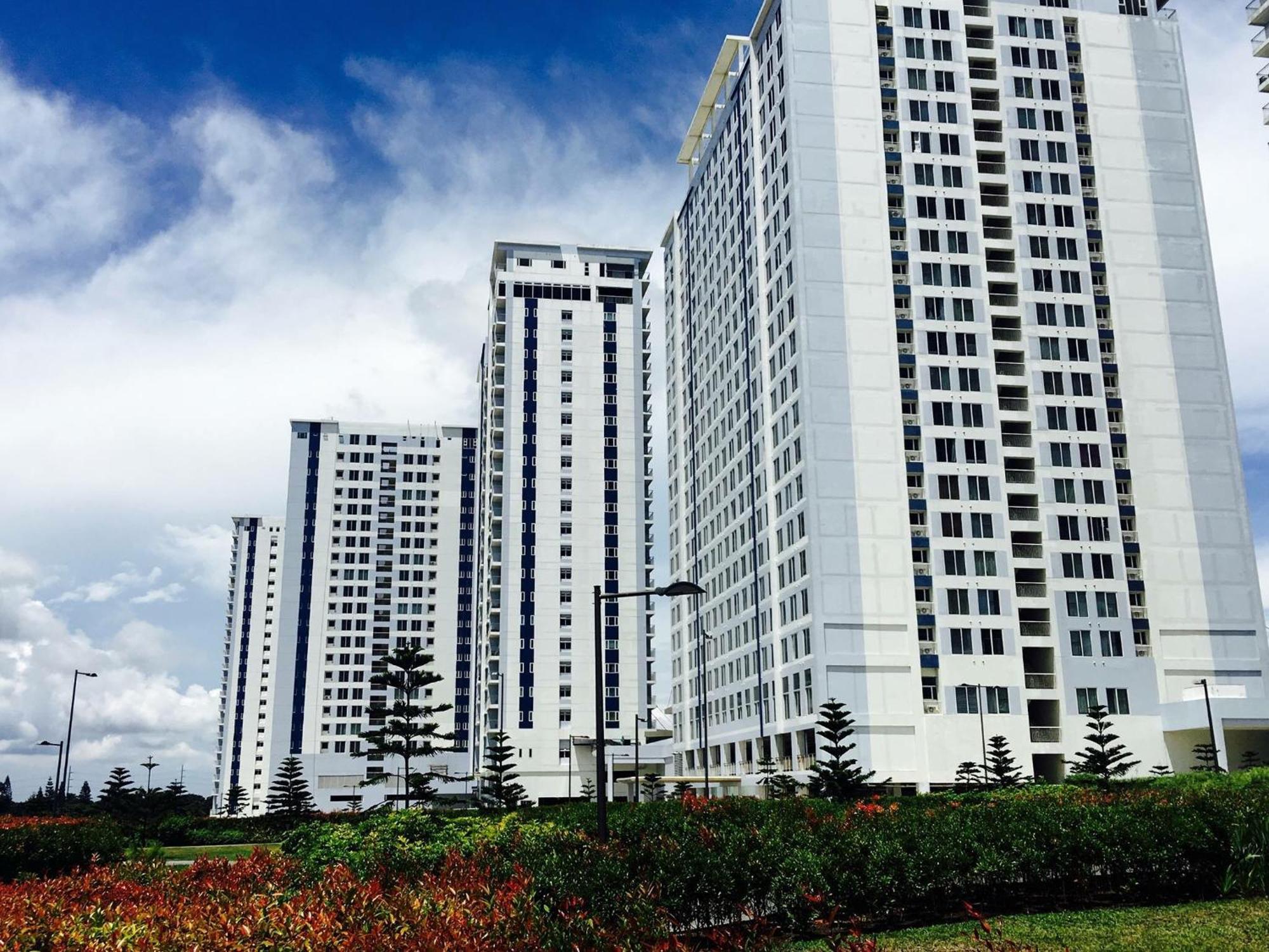 Ron'S Condo Overlooking The Lake Tagaytay City Exteriör bild